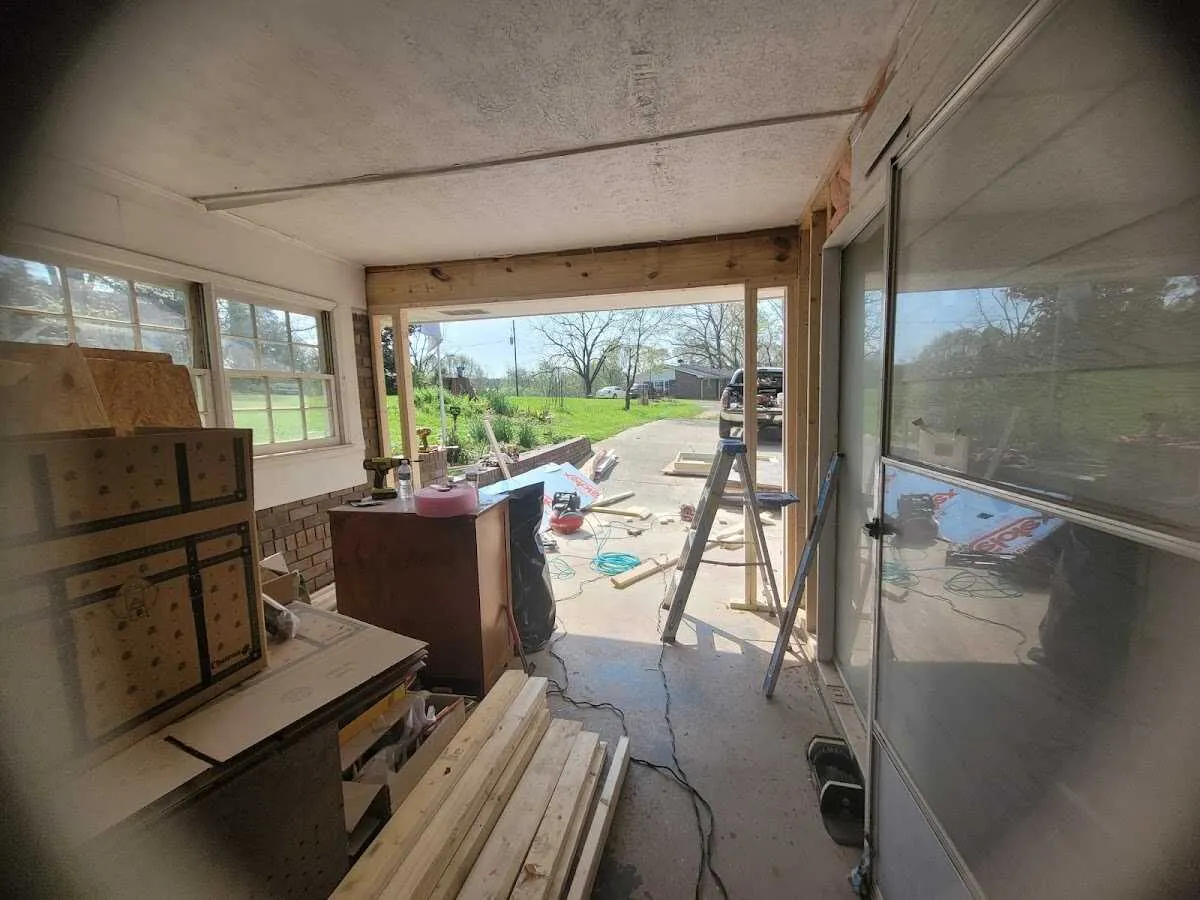 Air movers and dehumidifier for Water Mitigation Services in Fort Scott